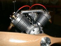 V42 Zweizylinder Modellmotor